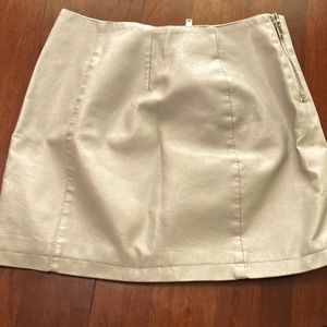 Beige / with grey overtone leather skirt